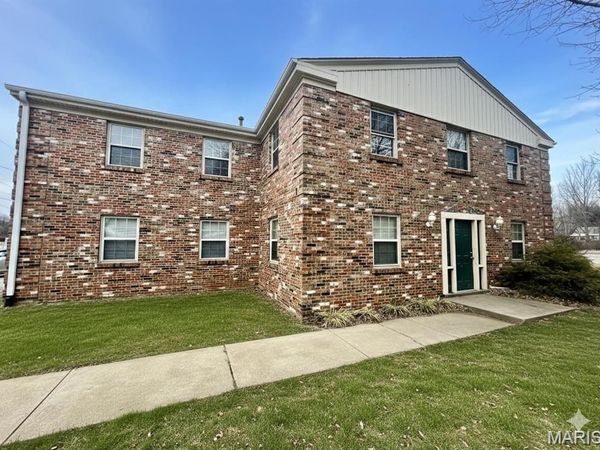 31 S 27th Street , Belleville, IL 62226