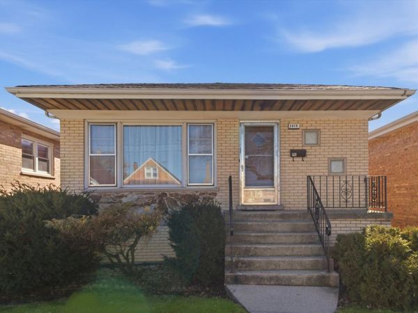 3819 W 66th Place, Chicago, IL 60629