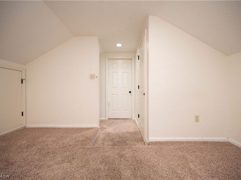 3555 W South Range Road, Columbiana, OH 44408 Photo 33