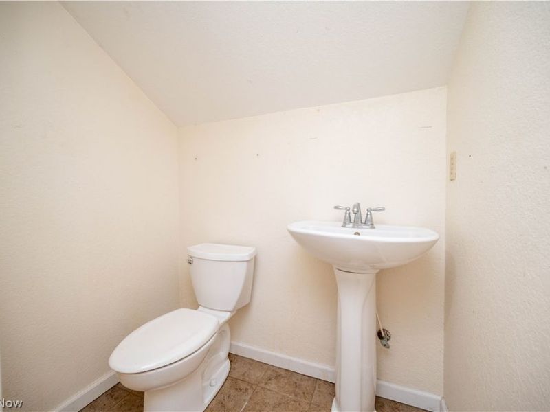 3555 W South Range Road, Columbiana, OH 44408 Photo 34