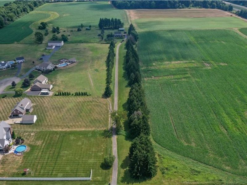 3555 W South Range Road, Columbiana, OH 44408 Photo 40