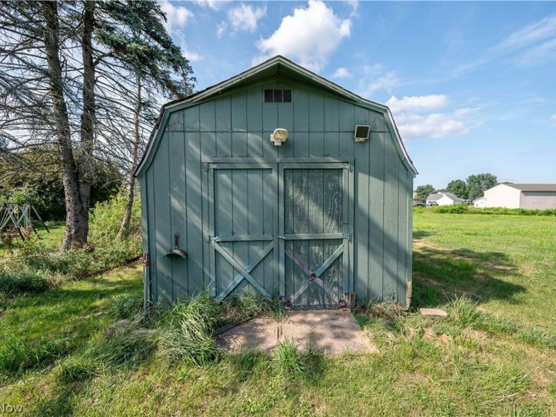 3555 W South Range Road, Columbiana, OH 44408 Photo 46