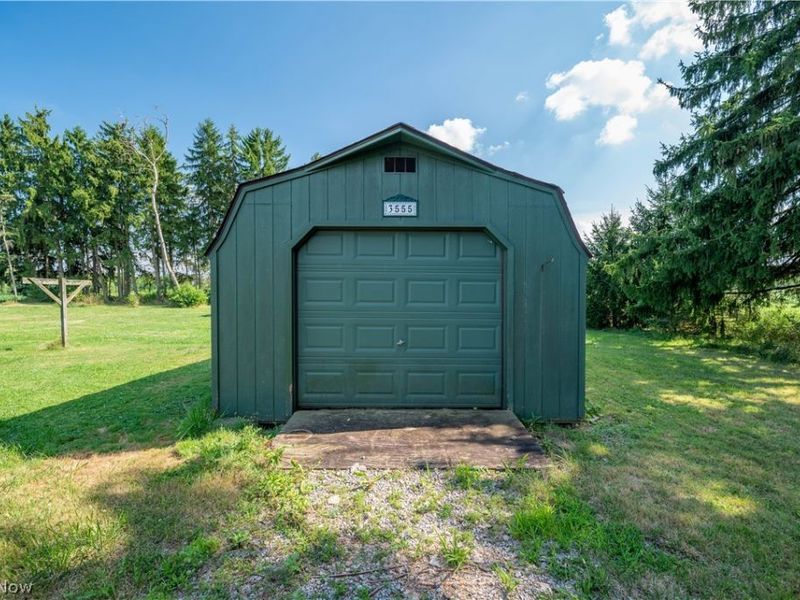 3555 W South Range Road, Columbiana, OH 44408 Photo 47
