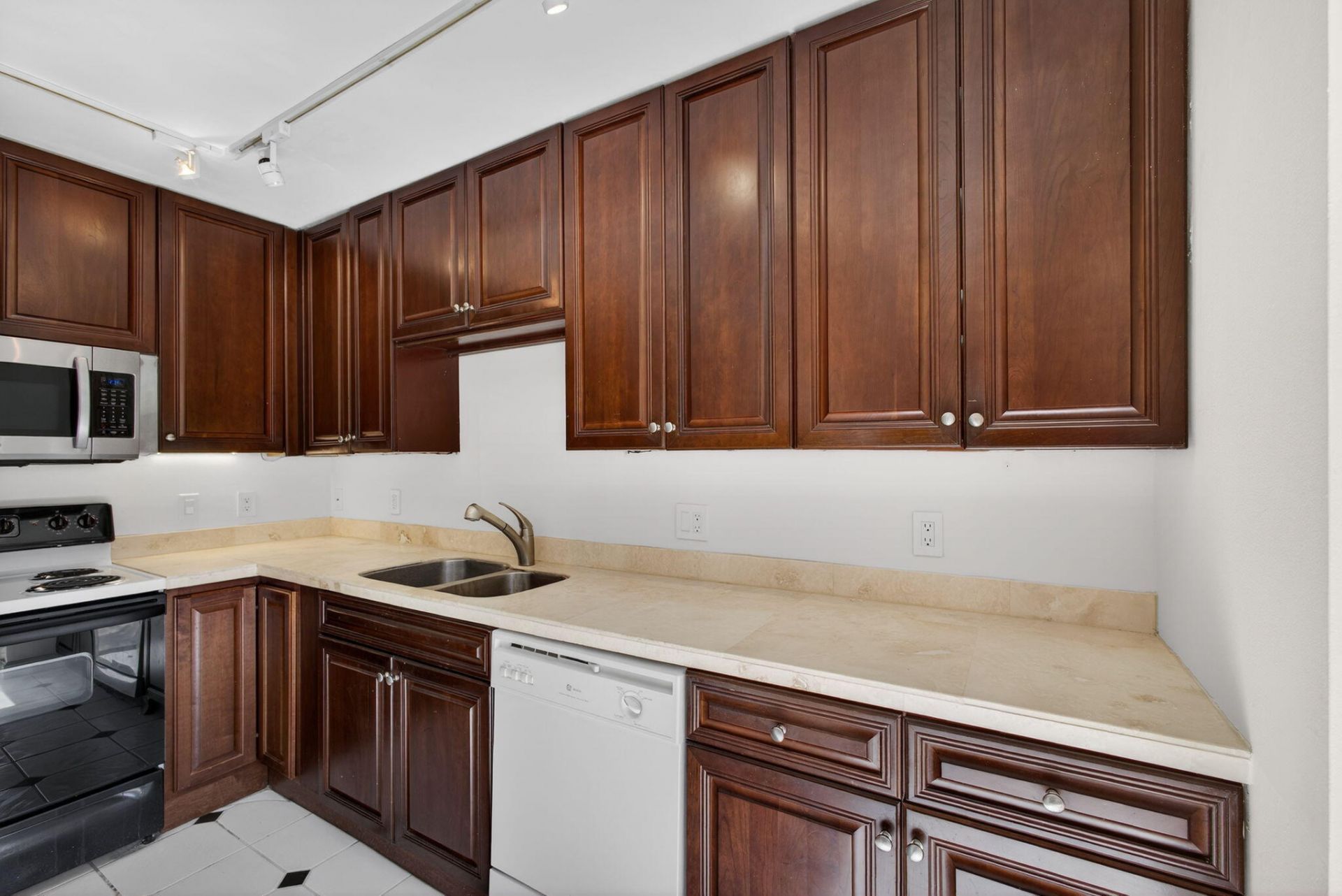 825 Center Street, Unit 9a, Jupiter, FL 33458 Photo