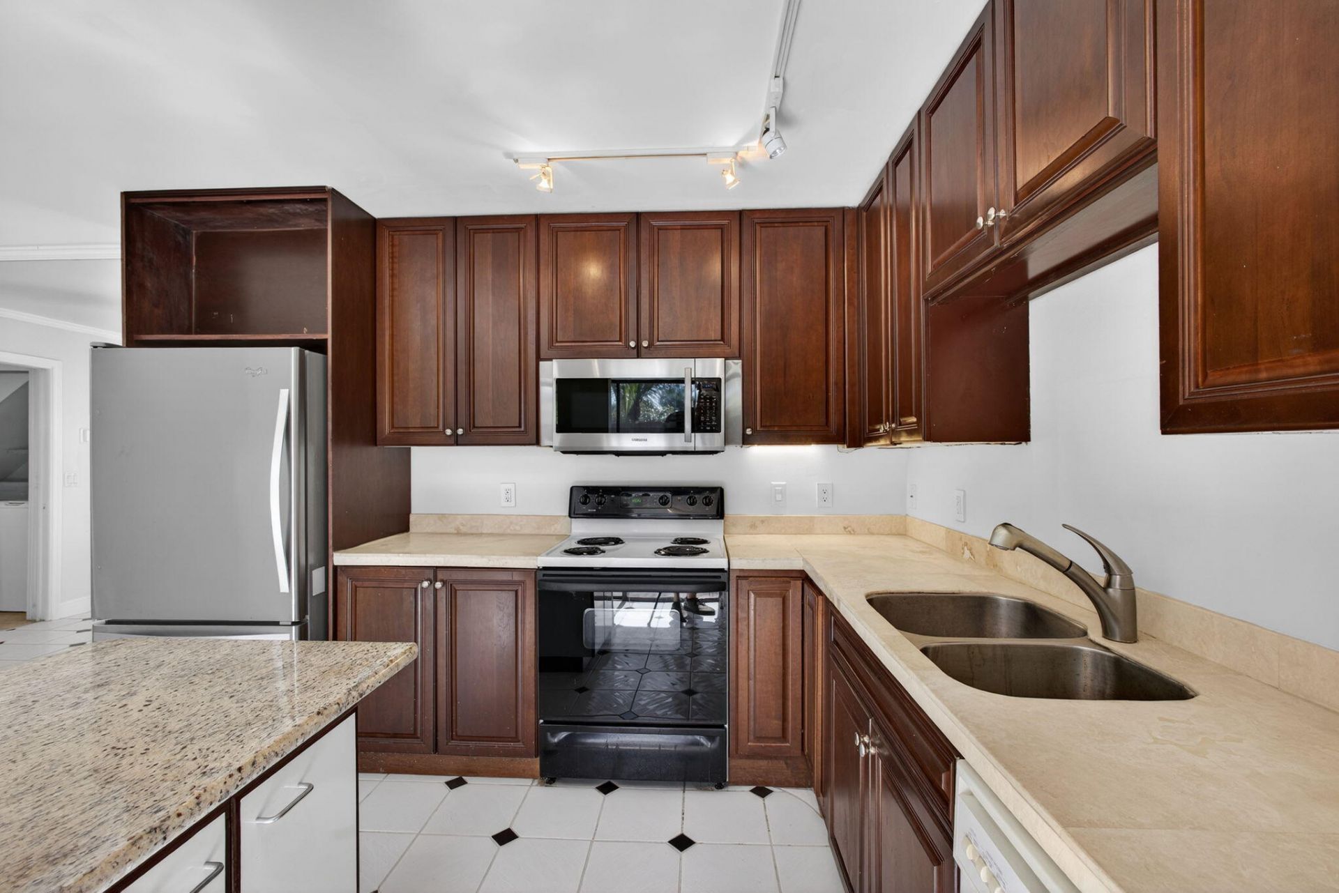 825 Center Street, Unit 9a, Jupiter, FL 33458 Photo