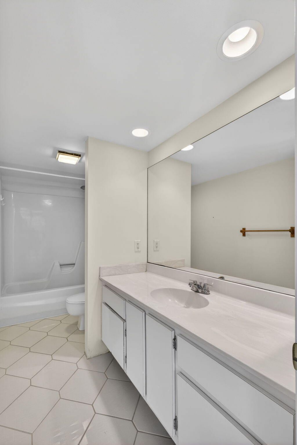 825 Center Street, Unit 9a, Jupiter, FL 33458 Photo