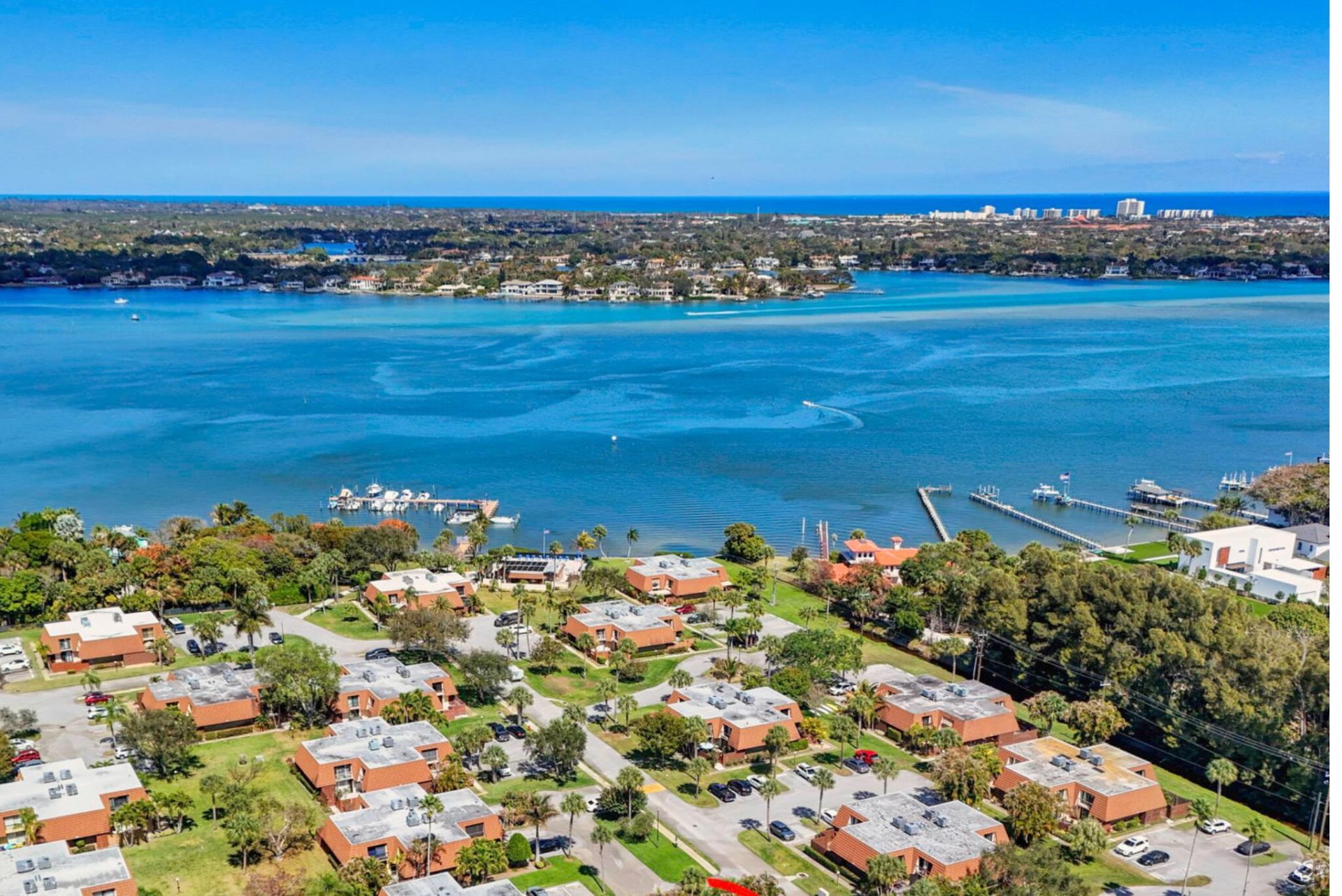 825 Center Street, Unit 9a, Jupiter, FL 33458 Photo