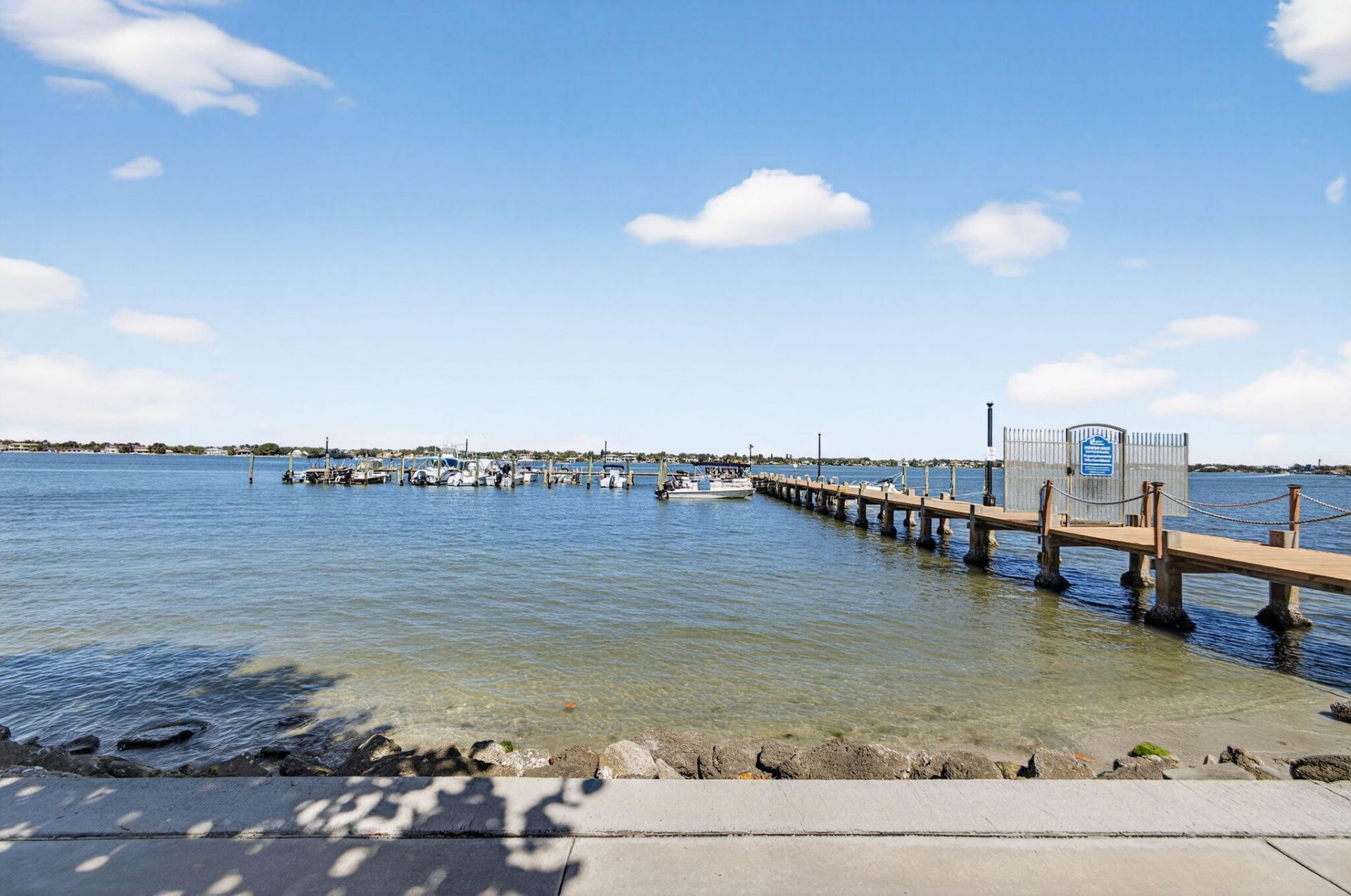 825 Center Street, Unit 9a, Jupiter, FL 33458 Photo