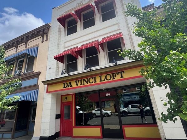 566 Merchant St, Ambridge, PA 15003