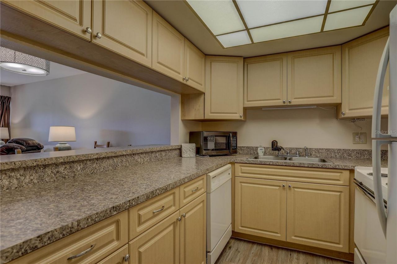 2400 Winding Creek Boulevard, Unit 26-203, Clearwater, FL 33761 Photo