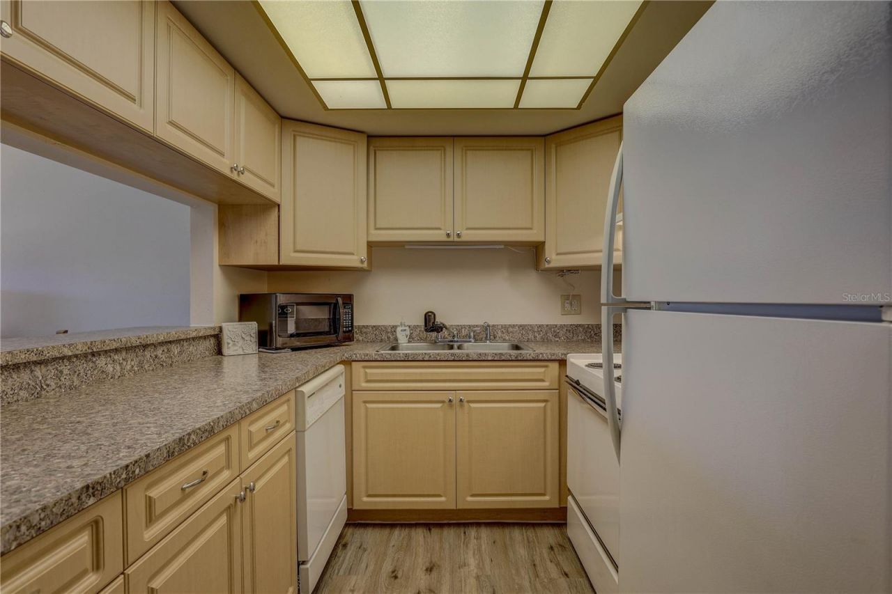 2400 Winding Creek Boulevard, Unit 26-203, Clearwater, FL 33761 Photo