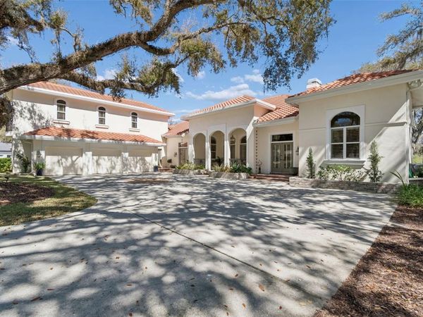 5212 GOLF LINKS BOULEVARD, ZEPHYRHILLS, FL 33541