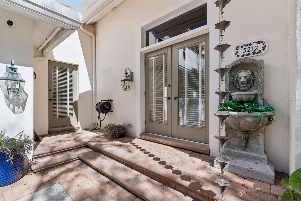 5212 Golf Links Boulevard, Zephyrhills, FL 33541 Photo