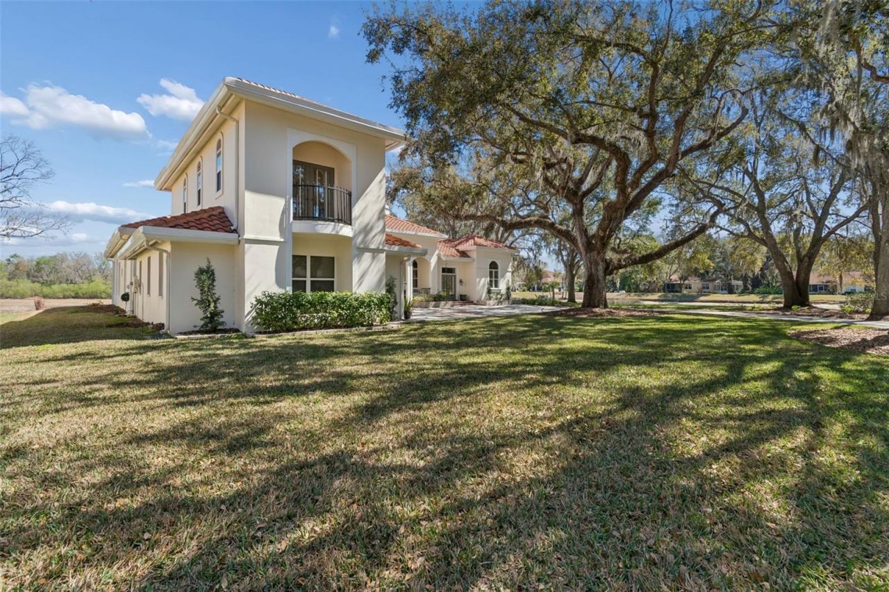 5212 Golf Links Boulevard, Zephyrhills, FL 33541 Photo