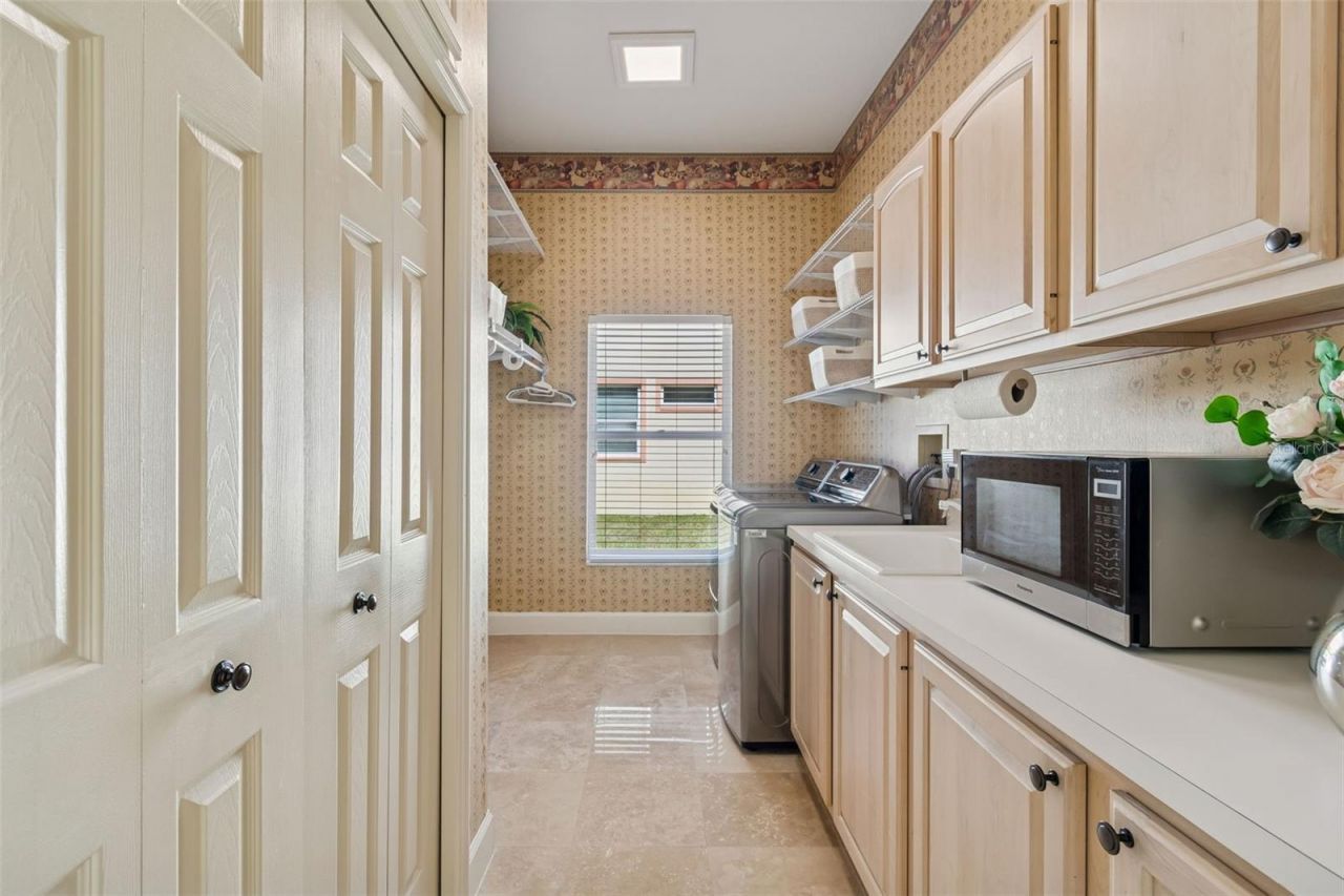 5212 Golf Links Boulevard, Zephyrhills, FL 33541 Photo