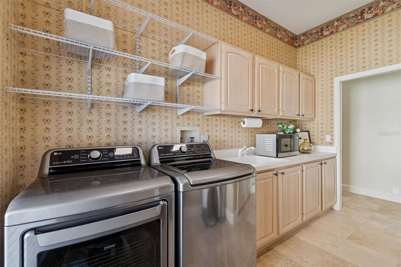 5212 Golf Links Boulevard, Zephyrhills, FL 33541 Photo