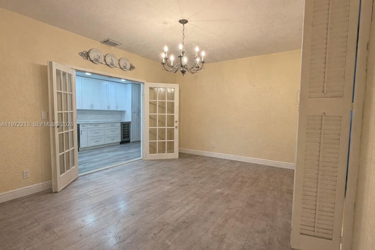 6311 La Gorce Dr, Miami Beach, FL 33141 Photo