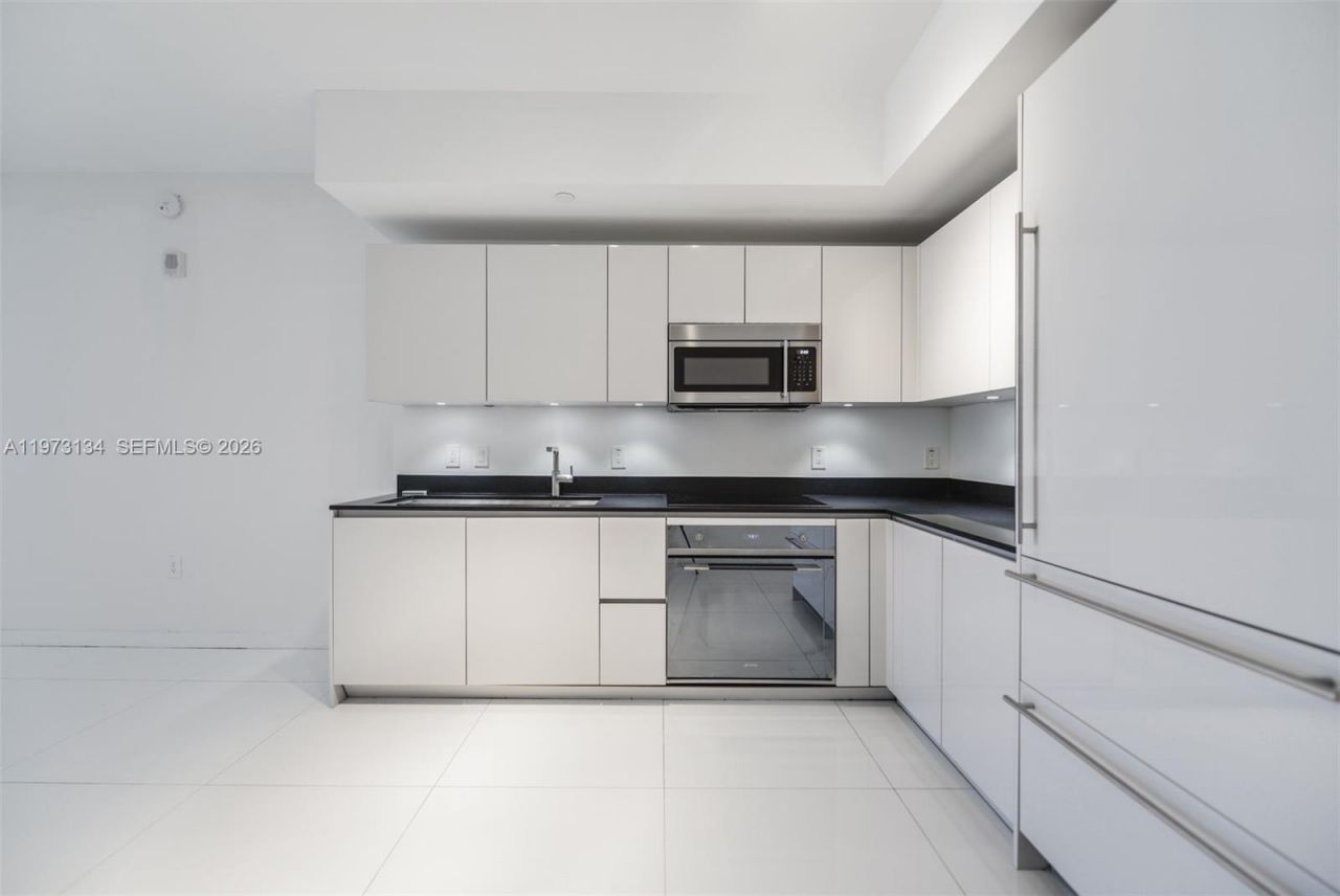 1010 Brickell Ave, Unit 3010, Miami, FL 33131 Photo