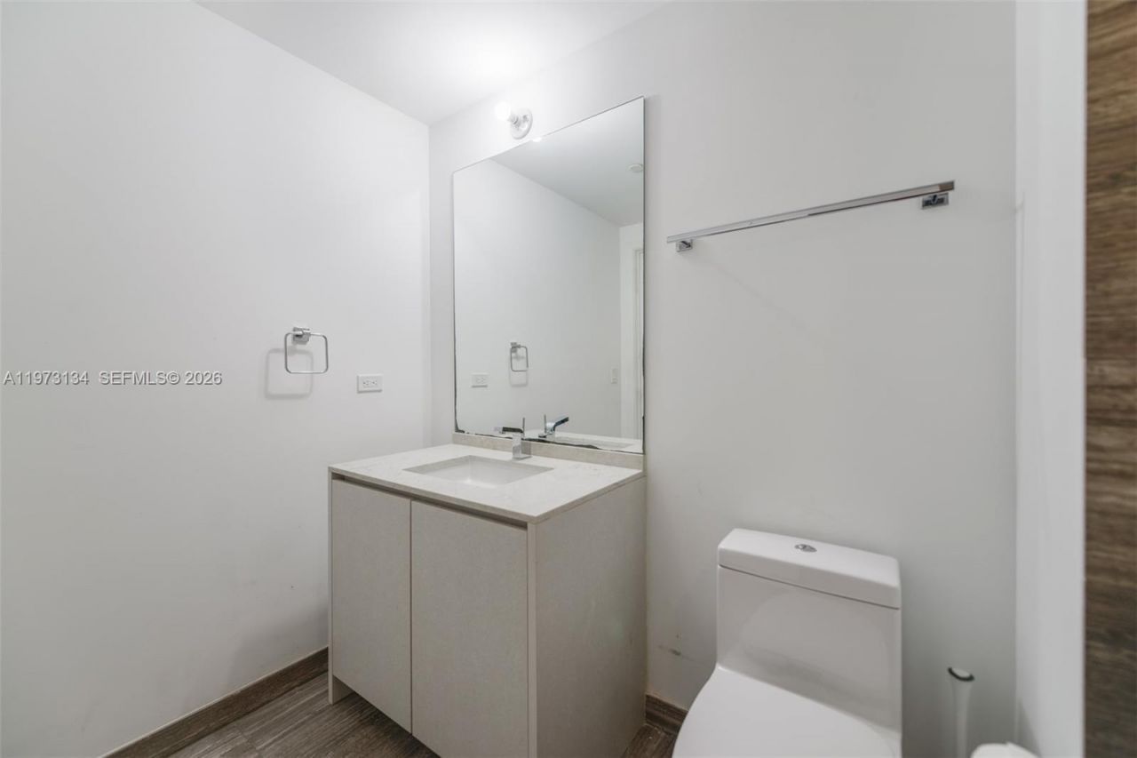 1010 Brickell Ave, Unit 3010, Miami, FL 33131 Photo