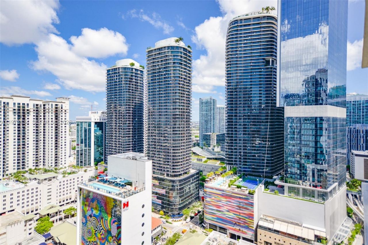 1010 Brickell Ave, Unit 3010, Miami, FL 33131 Photo