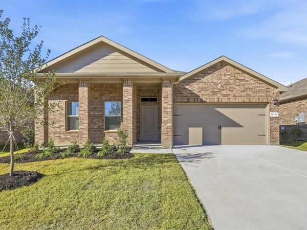 917 BOLL WEEVIL Drive, Cleburne, TX 76031