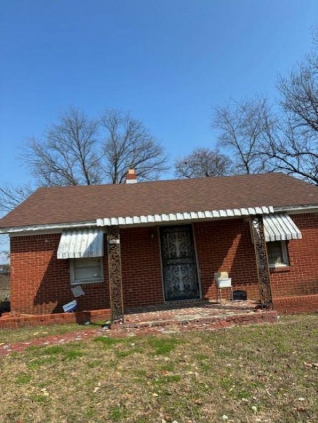 1806 Blair Hunt Dr, Memphis, TN 38109 Main Photo