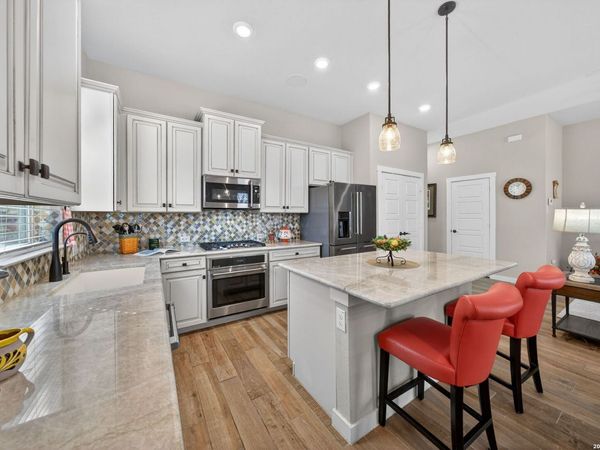 5843 Whitby #11, San Antonio, TX 78240