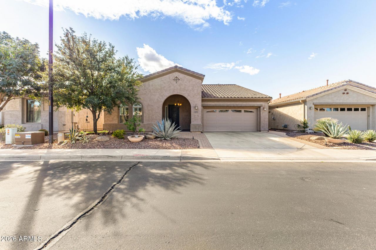 4033 E Narrowleaf Drive, Gilbert, AZ 85298 Main Photo
