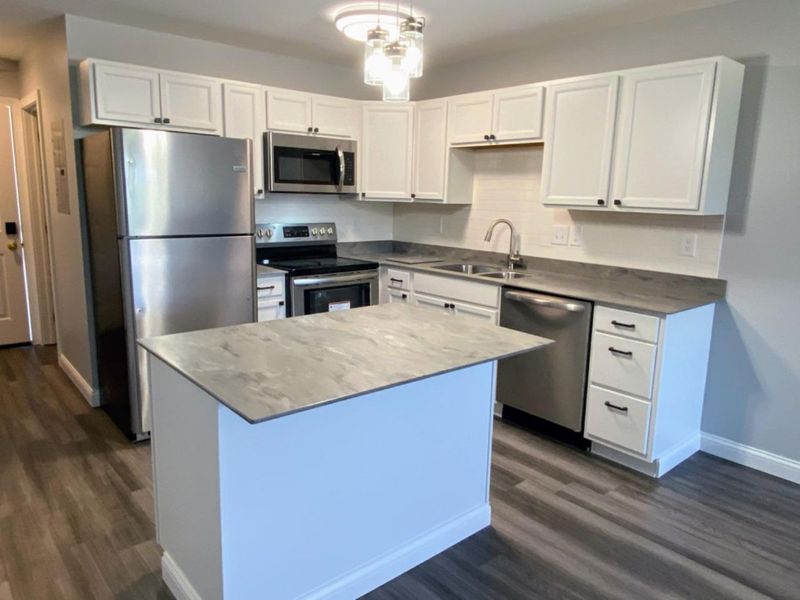 5025 Barrow Avenue, Cincinnati, OH 45209 Photo 3