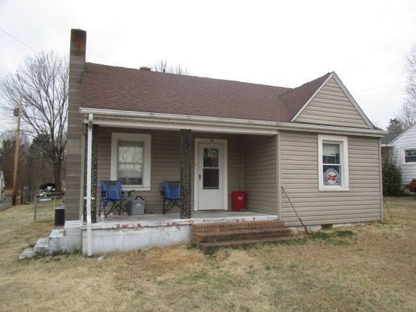 53 Sunrise AVE , Martinsville, VA 24112