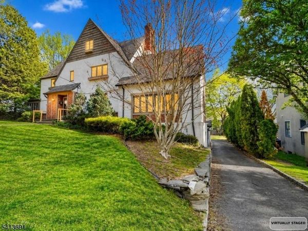 112 Oxford Pl, Glen Rock, NJ 07452