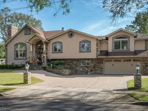 16 Lawrence Rd, Wayne, NJ 07470