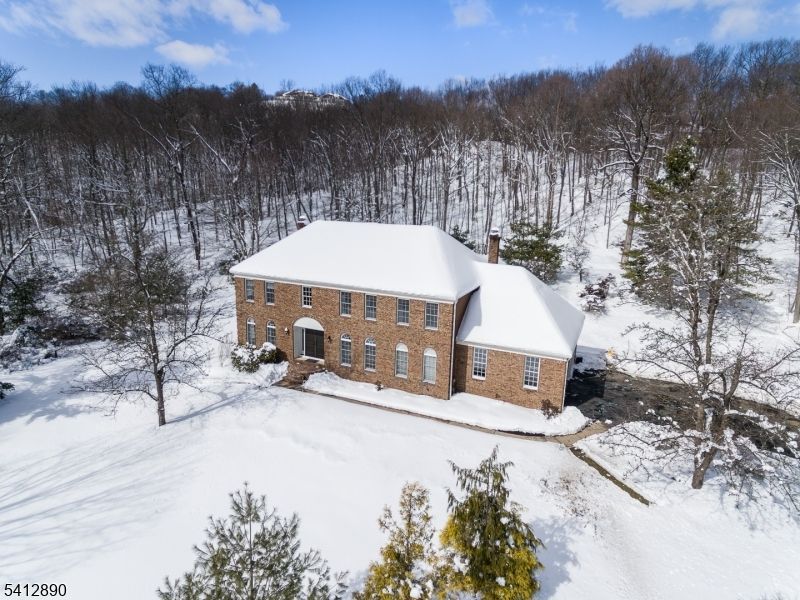 11 Clearwater Dr, Kinnelon, NJ 07405 Main Photo