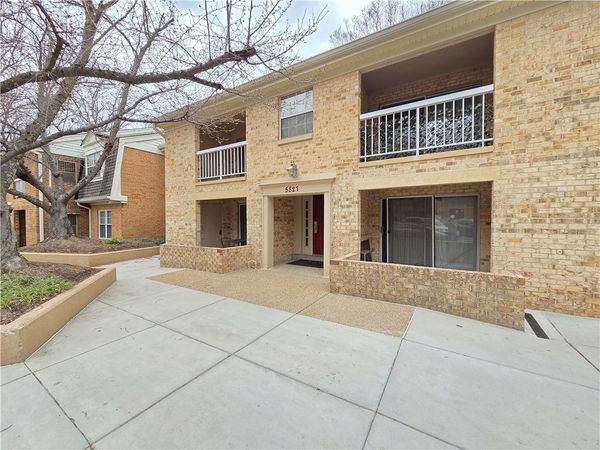 5827 Cove Landing, Unit 201, Burke, VA 22015