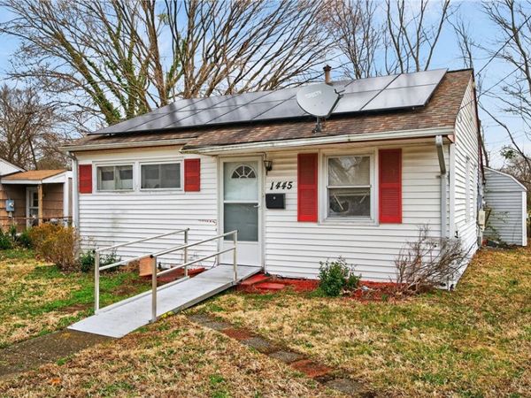 1445 Oakcrest Drive, Hampton, VA 23663