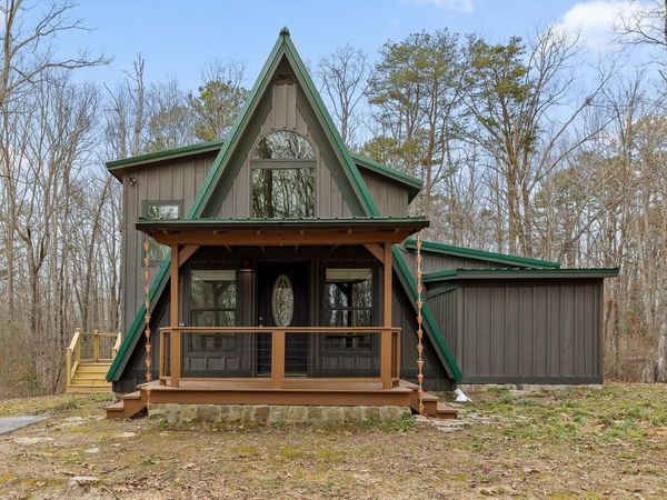 170 Miller Cove Circle, Signal Mountain, TN 37377