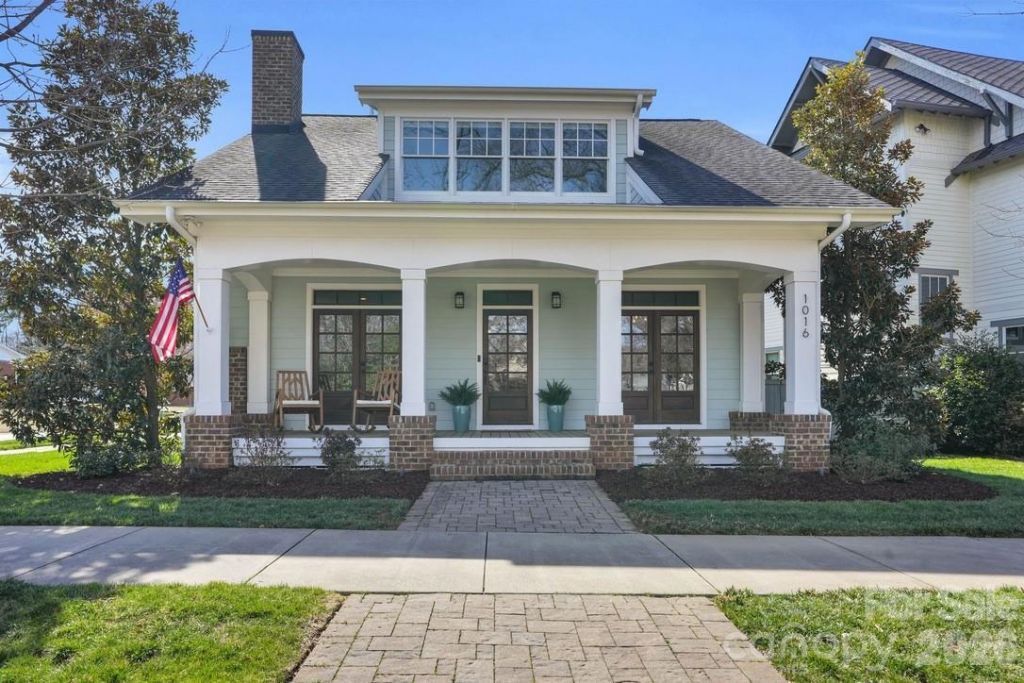 1016 Urban Place, Charlotte, NC 28209 Main Photo