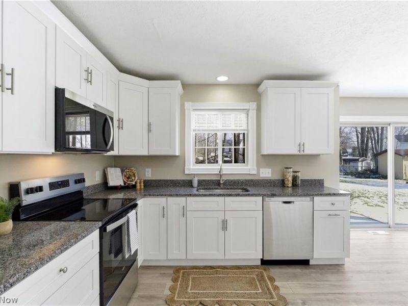 675 Meadowlark Road, Painesville Township, OH 44077 Photo 18