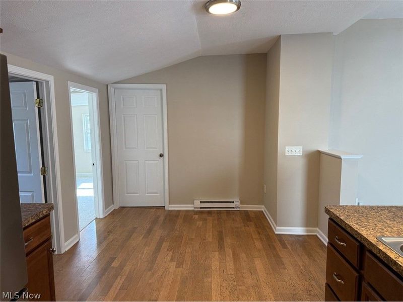 34114 Lake Shore Boulevard, Lakeline, OH 44095 Photo 8