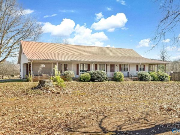 788 County Road 16, Danville, AL 35619