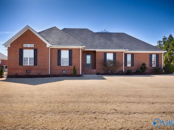 17916 Remington Drive, Athens, AL 35611