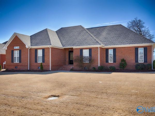 17916 Remington Drive, Athens, AL 35611