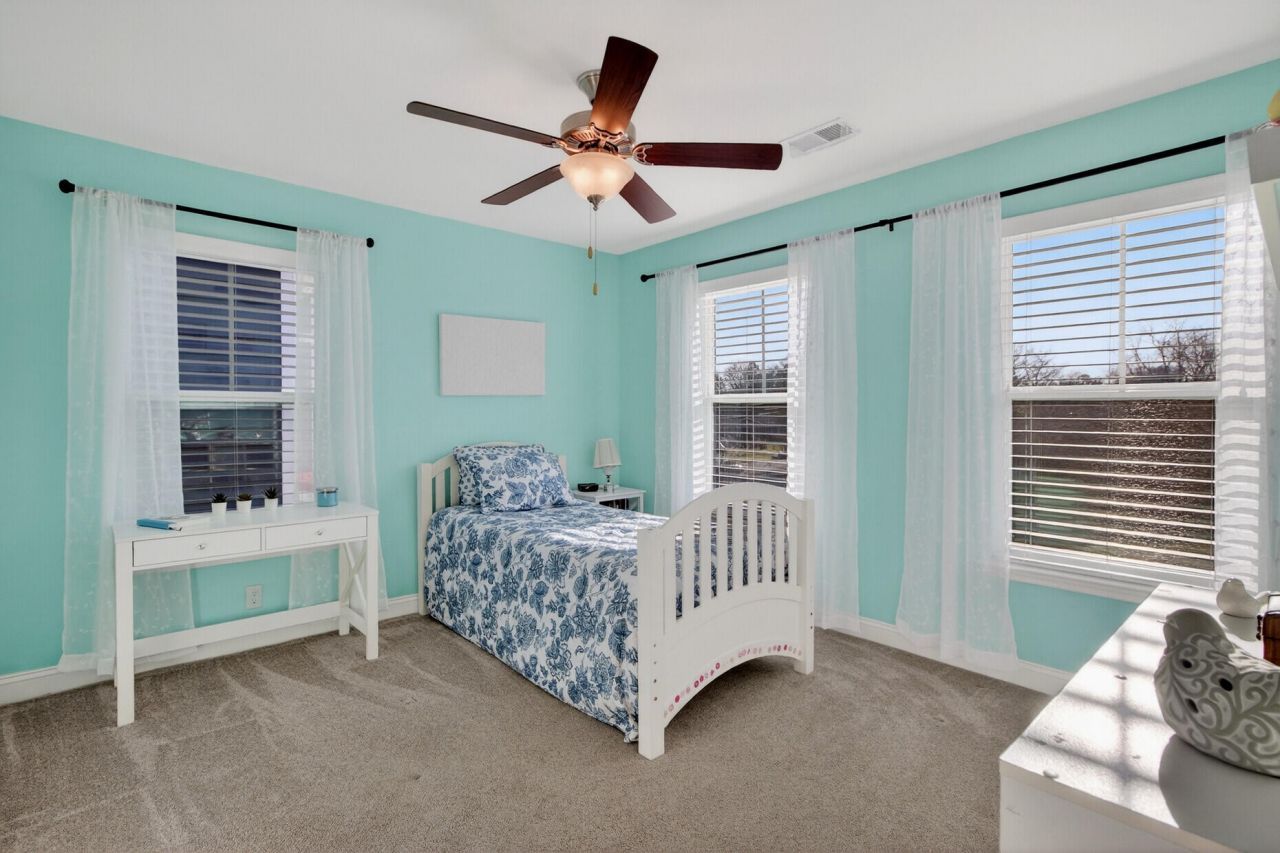 5104 W Dolphin Street Photo 32