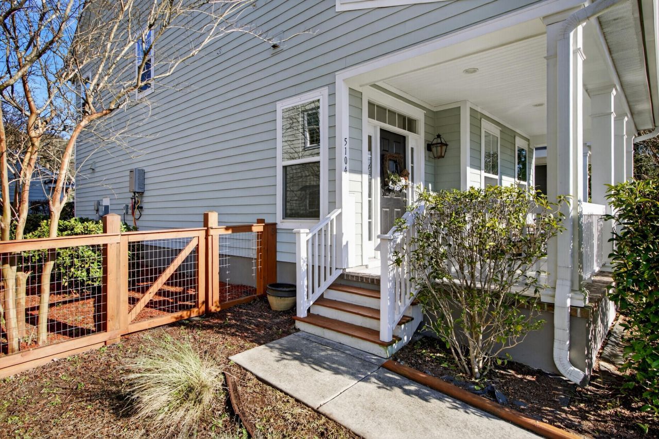 5104 W Dolphin Street Photo 4