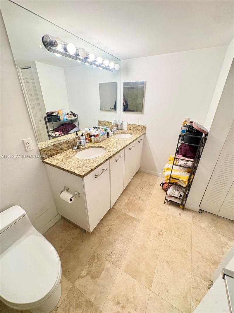 3300 NE 191st St, Unit 1911, Aventura, FL 33180 Photo