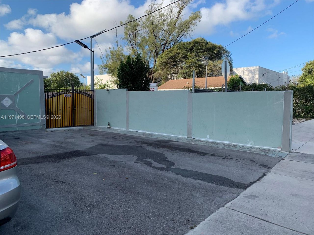 3560 NW 35th St, Miami, FL 33142 Photo