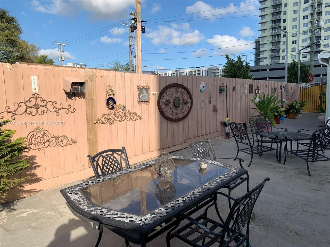 3560 NW 35th St, Miami, FL 33142 Photo