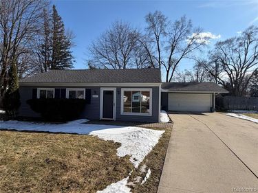 7081 Tappon Drive S, Independence Twp, MI 48346
