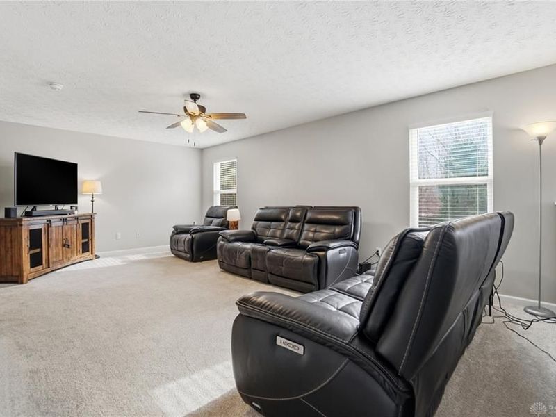 406 Chapelgate Drive, Fairborn, OH 45324 Photo 10