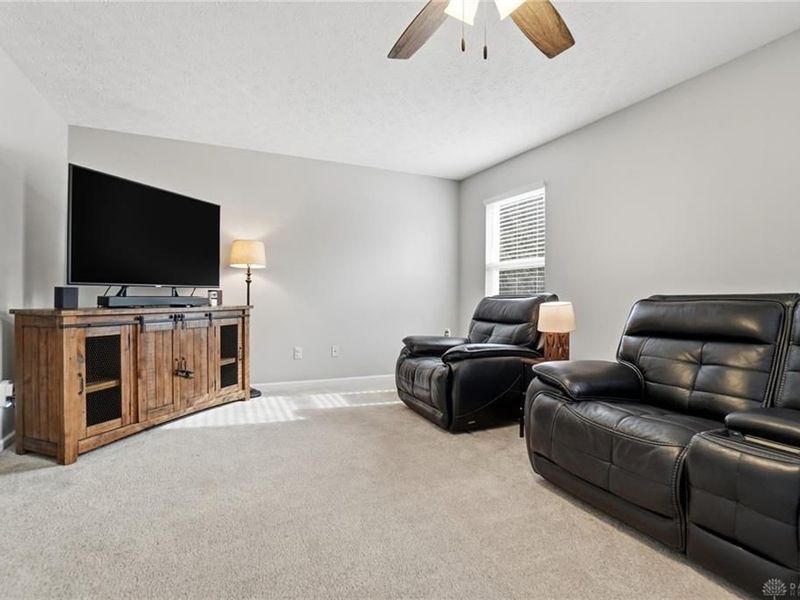 406 Chapelgate Drive, Fairborn, OH 45324 Photo 12